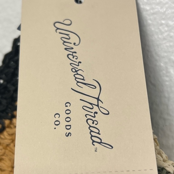 Women' Stripped Straw Bucket Hat - Universal
Thread™ - Picture 7 of 8